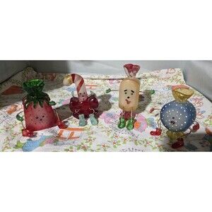 Six WMG 2006 Whimsical Hand Painted Light Up Christmas Candies Sitting. Read Dis